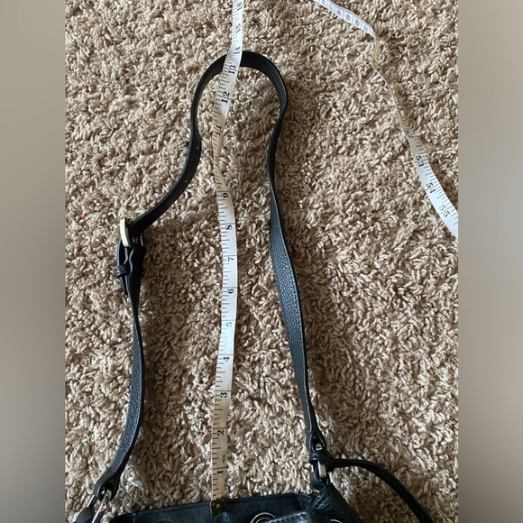 MICHAEL KORS Soft Leather black bucket purse with shoulder strap - Picture 9 of 14